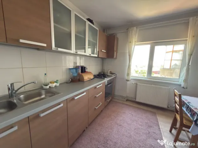 Apartament 3 camere, bloc 1989- Cantacuzino - Ploiesti (Prahova)