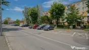 Vânzare spațiu comercial în Brașov, cartier Florilor,...