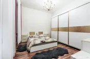 APARTAMENT ULTRACENTRAL | STR. UNIRII | MONUMENT ISTORIC ... 