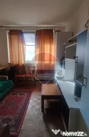 Apartament 3 camere de vanzare Bd Dacia etaj 2 
