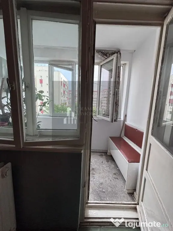 Ap. 2 camere decomandat 51mp Bd. Al. Obregia /P-ta Cultur... - Bucuresti (Bucuresti-Ilfov)