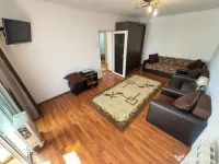 Apartament cu o cameră 40mp parter cu balcon zona Bratia...