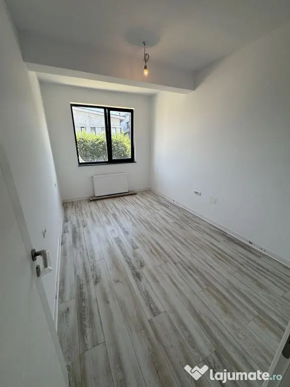 Oportunitate! Apartament 3 camere decomandat - Kamsas - c... - Constanta (Constanta)