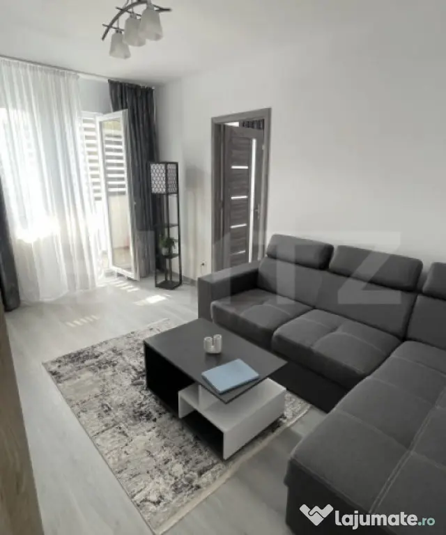 Apartament 3 camere renovat integral în 2026, mobilat și u - Pitesti (Arges)