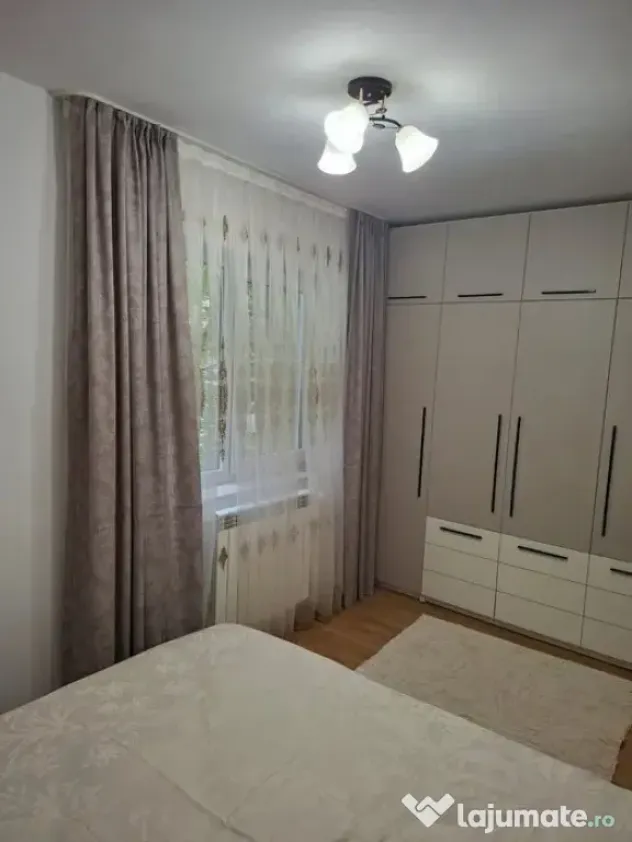Apartament 2 camere de inchiriat,etaj 2,zona Hurmuzachi Rada - Radauti (Suceava)