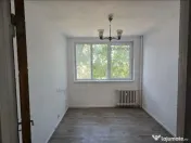 Proprietar, vand ap. 3 camere semidecomandat, Gorjului, et. 3 9