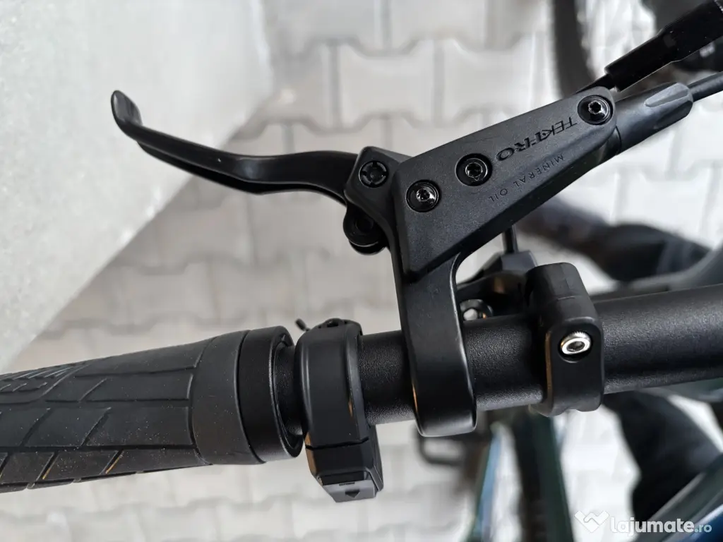 Bicicleta MTB electrica Rickrider e-EXPL 700