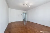Apartament spatios cu 2 camere decomandat la etajul 3 Com... 