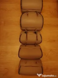Tetiere auto 