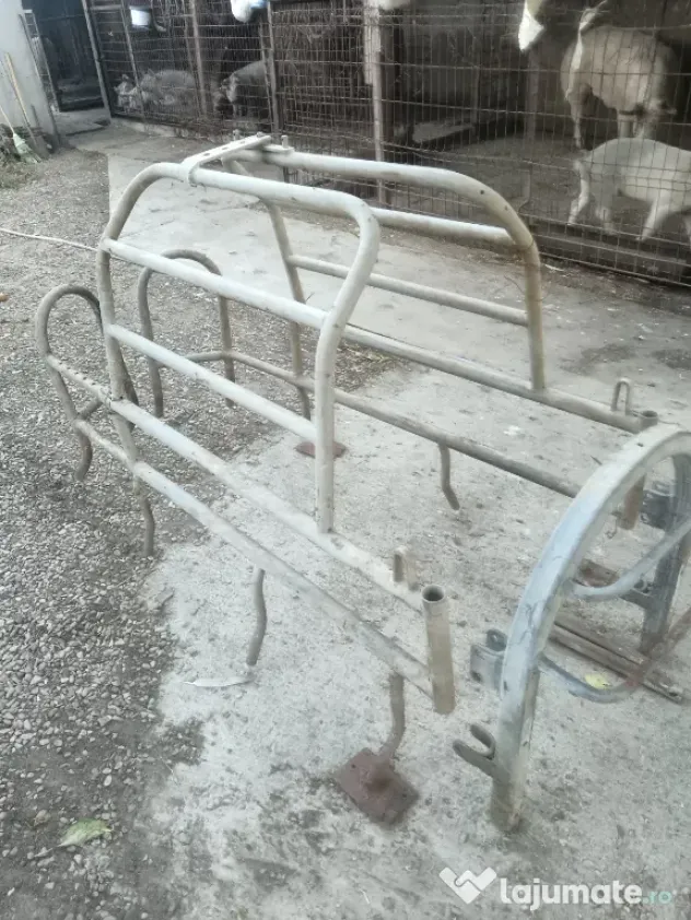 vând boxă fătare