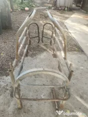vând boxă fătare