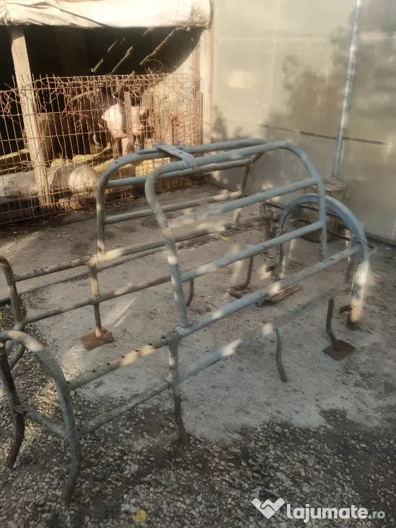 vând boxă fătare