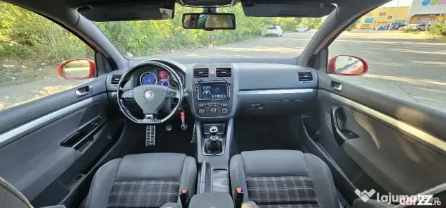 Volkswagen Golf 5 GTI 2.0 TFSI 200CAI - Ploiesti (Prahova)