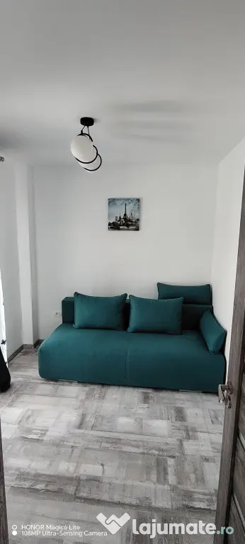 Apartament 3 camere de inchiriat