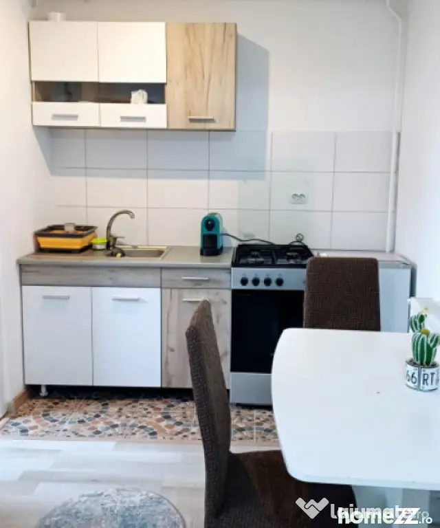 Garsoniera de vanzare, 28 mp, zona 1 Mai/ Sara - Craiova (Dolj)