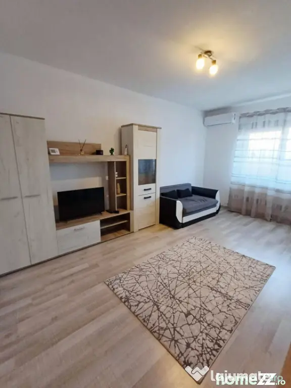 Garsoniera de vanzare, 28 mp, zona 1 Mai - Craiova (Dolj)
