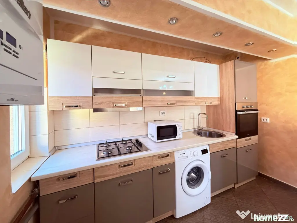 Inchiriere Apartament 4 camere, bloc 2008, parcare, Hotel Ro - Zalau (Salaj)