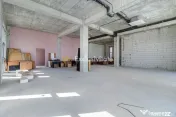 Spatiu comercial de la 14 euro de inchiriat Amber Forest ... 