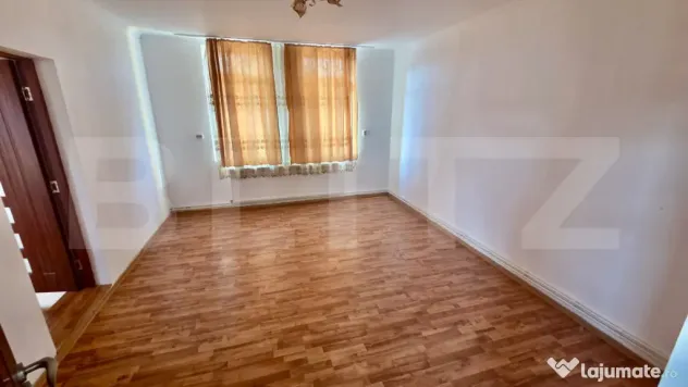 Casa de inchiriat, 2 camere, 99 mp, teren 1325 mp, zona Unir - Unirea (Alba)