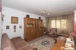 Rar pe piață - Apartament cu 3 camere, decomandat, Etaj 1