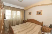 Rar pe piață - Apartament cu 3 camere, decomandat, Etaj 1