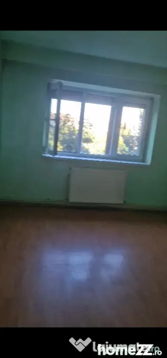 Vand apartament 2 camere decomandat in Deva str. Minerului - Deva (Hunedoara)