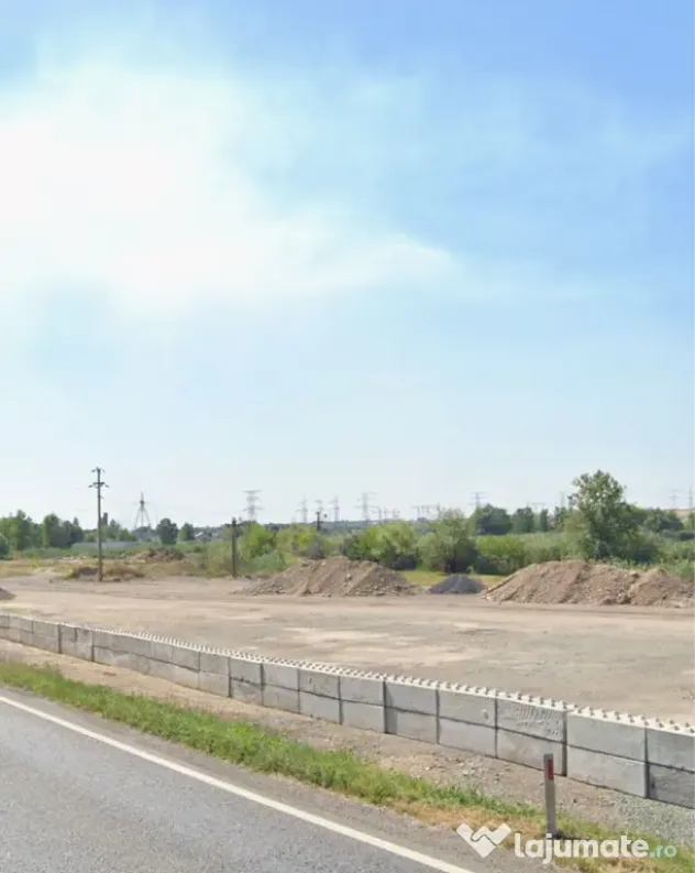 Vând teren industrial