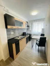 Apartament 2 camere, decomandat, 56mp, etaj intermediar, par