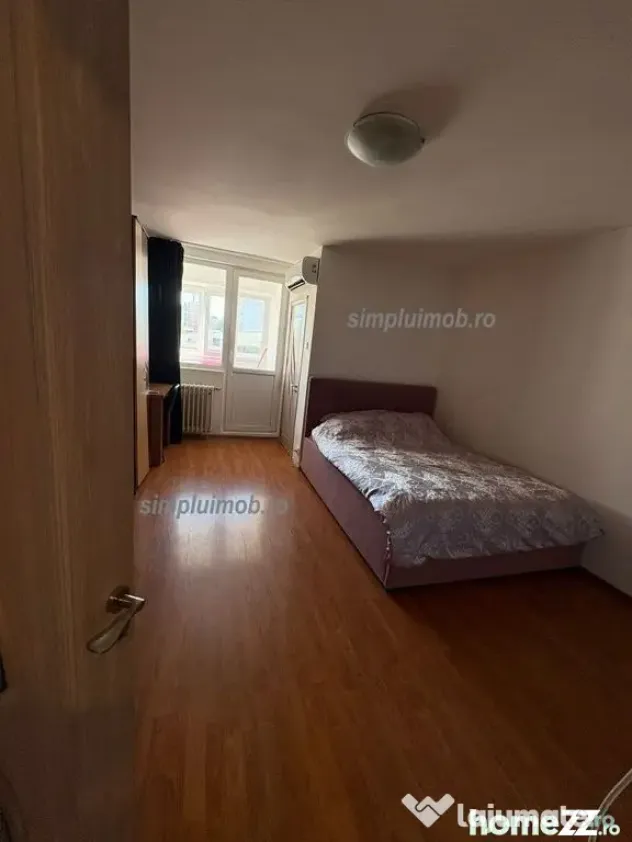 Garsonieră 32 mp • Etaj 3 • Piața Veteranilor • Bloc 1980 - Bucuresti (Bucuresti-Ilfov)