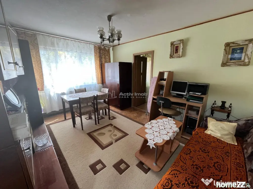 Caransebes, 4 Camere, Mobilat Utilat, Zona Nord - Caransebes (Caras-Severin)