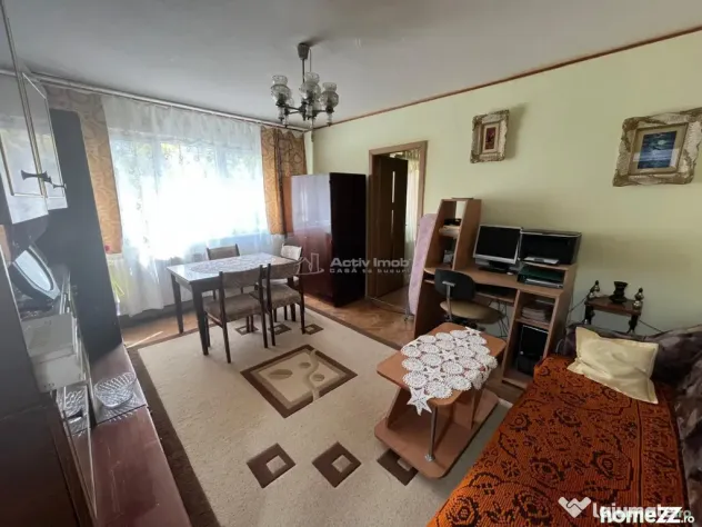 Caransebes, 4 Camere, Mobilat Utilat, Zona Nord - Caransebes (Caras-Severin)