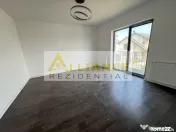Vila de vanzare-4 camere-2 bai-Teren 350 MP 