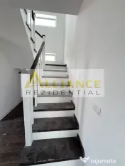 Vila de vanzare-4 camere-2 bai-Teren 350 MP 