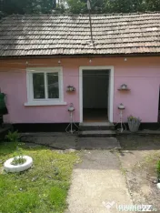 Ferneziu, casa cu anexe 