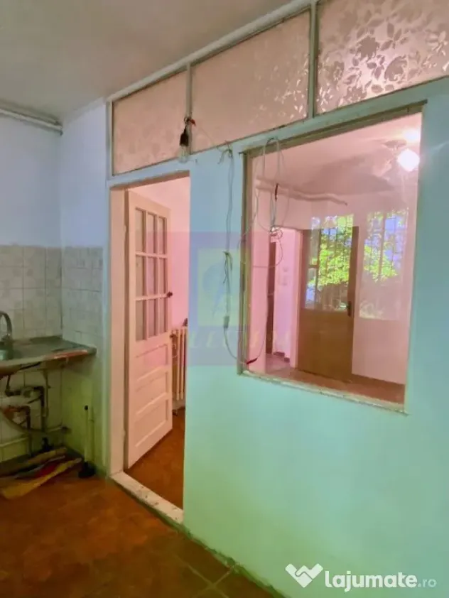 2 camere, 40,4 mp, parter, Aleea Petrăchești, de renovat - Bucuresti (Bucuresti-Ilfov)