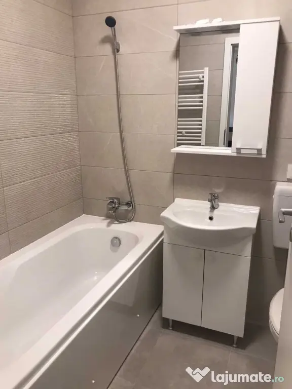 Aparatorii patriei dubla cu parcare - Bucuresti (Bucuresti-Ilfov)