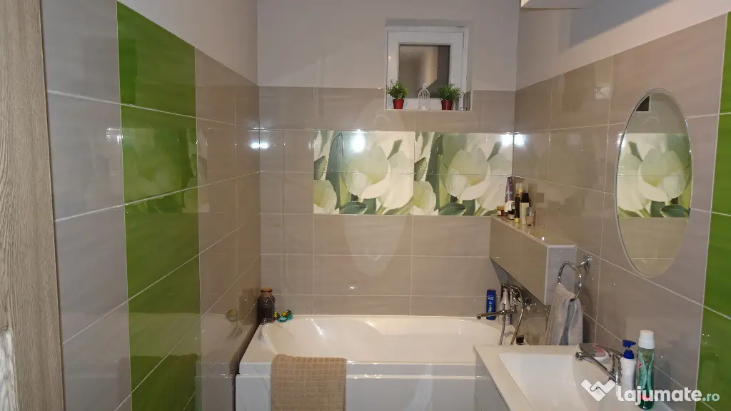 Inchiriez apartament 2 camere in Deva, zona ultracentrala, etaj 1, - Deva (Hunedoara)