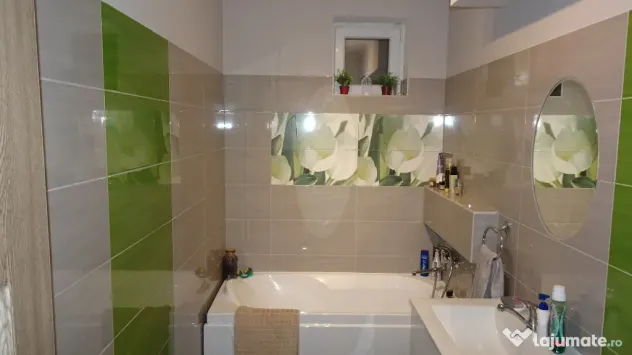 Inchiriez apartament 2 camere in Deva, zona ultracentrala, etaj 1, - Deva (Hunedoara)