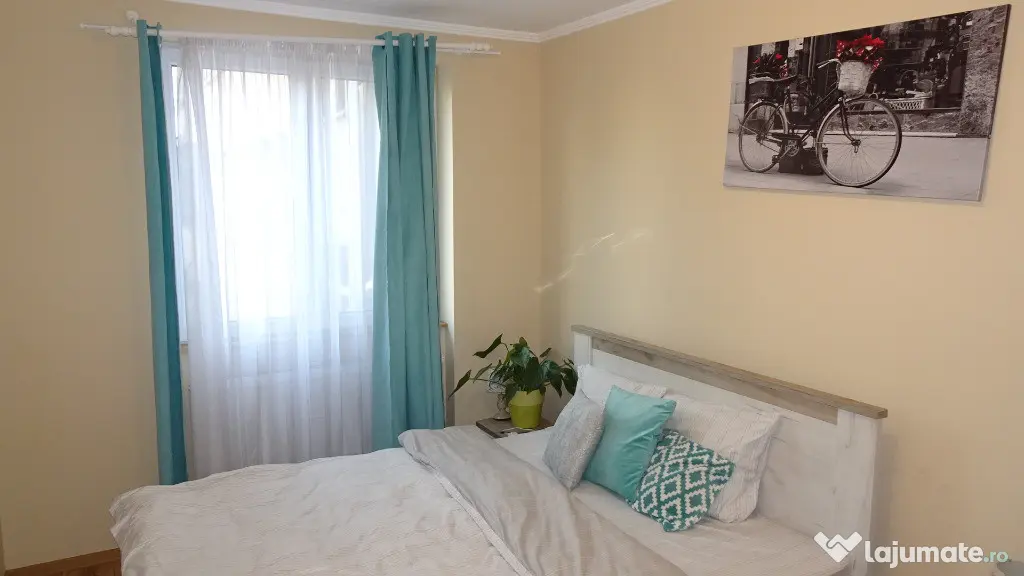 Inchiriez apartament 2 camere in Deva, zona ultracentrala, etaj 1, - Deva (Hunedoara)
