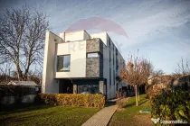 Casă / Vilă de lux cu 6 camere de vânzare în Șcheia, Suceava