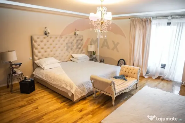 Casă / Vilă de lux cu 6 camere de vânzare în Șcheia, Suceava - Scheia (Suceava)