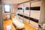 Casă / Vilă de lux cu 6 camere de vânzare în Șcheia, Suceava
