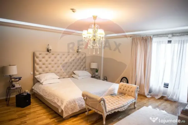 Casă / Vilă de lux cu 6 camere de vânzare în Șcheia, Suceava - Scheia (Suceava)