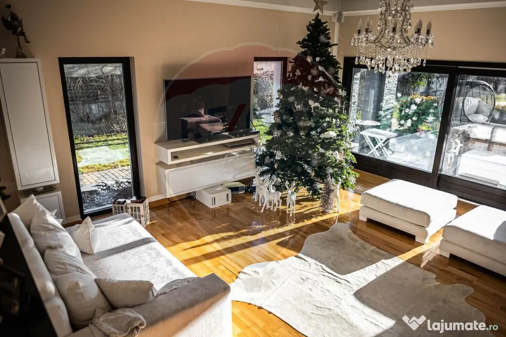 Casă / Vilă de lux cu 6 camere de vânzare în Șcheia, Suceava - Scheia (Suceava)