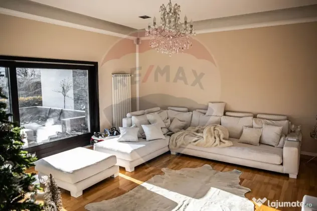 Casă / Vilă de lux cu 6 camere de vânzare în Șcheia, Suceava - Scheia (Suceava)