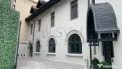 PARTER IN VILA PRETABIL RESTAURANT 