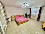 Aapartament de vanzare zona centrala (curte comuna)