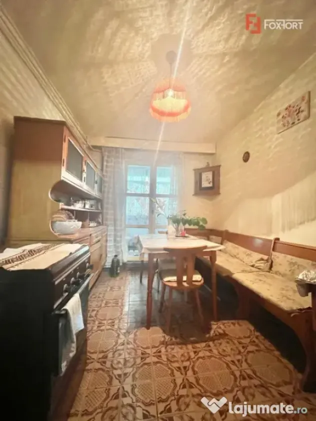 Apartament 4 camere parter, de vanzare, zona Olimpia Stadion - Timisoara (Timis)