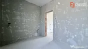 Duplex de vanzare, 4 camere despartit prin garaj - toate uti 