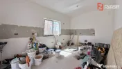 Duplex de vanzare, 4 camere despartit prin garaj - toate uti 